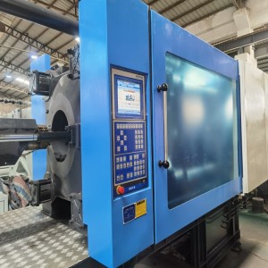 MA3800はプラスチック射出成形機を使用しました