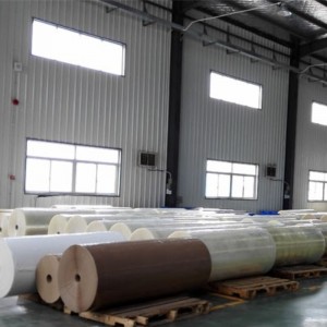 BOPP接着剤パッキングテープジャンボロール