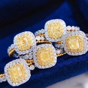 高級カスタムメイド9K/10K/14K/18KソリッドゴールドリングPrinpcessカット0.6ctエンゲージリング