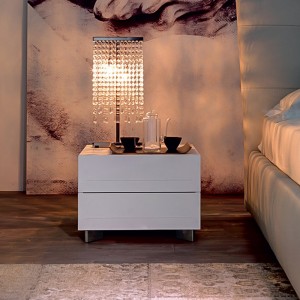 ベッドルーム家具木製ベッドサイドテーブルモダンなソリッドウッドナイトスタンドアッシュウッドベッドサイドキャビネット