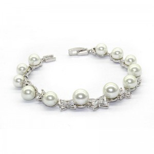 ブレスレットバングル