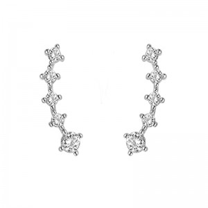 イヤースタッド