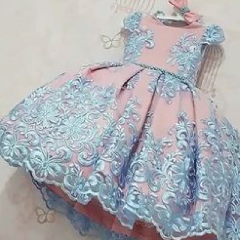 子供の衣服スモック子供衣類フラワーガールラグジュアリーガールレースビッグビューティープリンセスドレスベビーバースデーガーメント