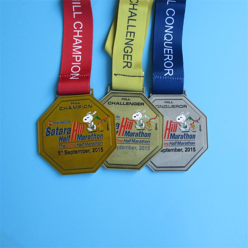 スポーツメダルメーカーの金属メッキゴールドシルバー銅メダル