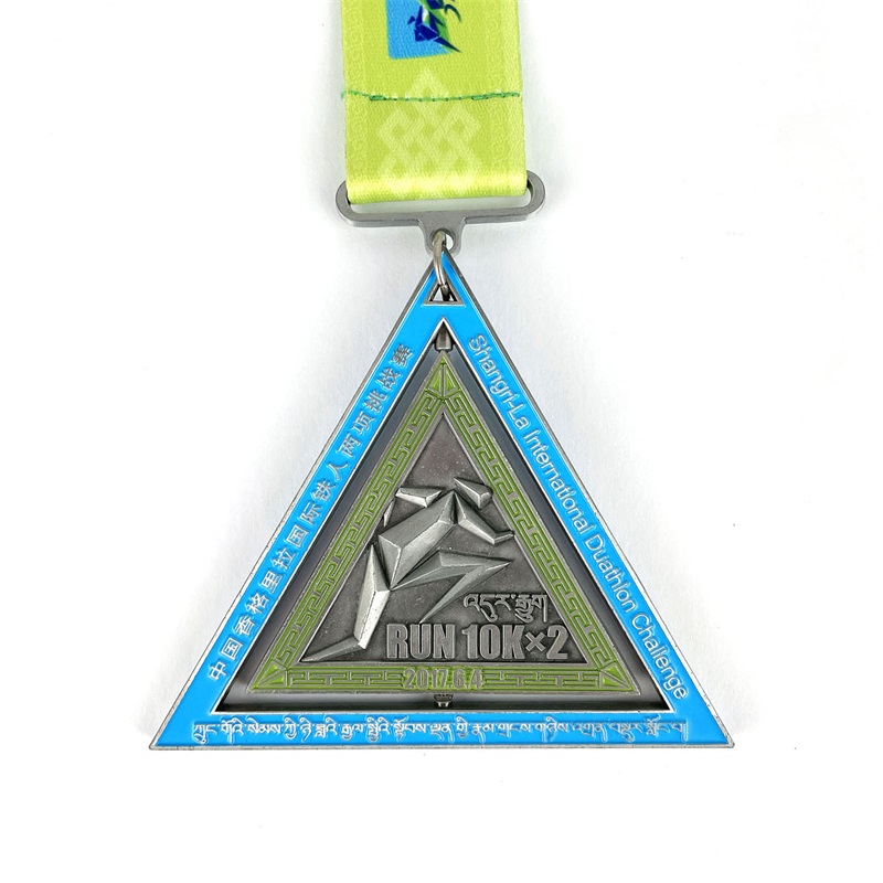 GAGカスタムメタル彫刻クールスポーツエナメルメダルトライアスロンメダル3Dスピニングメダルマラソン