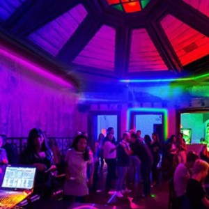 12Vスマートコントロール屋内屋外装飾防水SMD 5050 LEDマジックカラーストリップライト