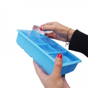 簡単なリリースシリコンと柔軟な8つの大きなアイスキューブトレイ、原材料認定、BPAフリー、ウイスキー用のゆっくりした溶けたアイスキューブ、カクテル、ジュース、簡単に掃除しやすい