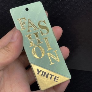 金色の印刷プロセスハンギングカード