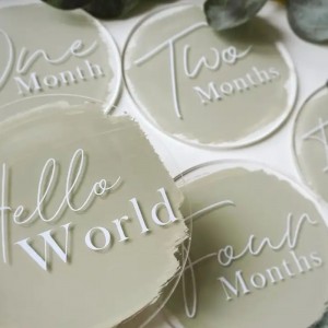 アクリルレーザーカット彫刻ホリデーチルドレン\\\\のマイルストーン記念カード