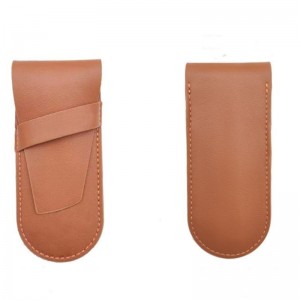 レザーキーバックル、USBドライブレザーケース、さまざまな小さな革アイテム、レザーウォレットカードケース