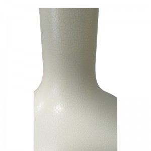 ホームウッドスイーツホテル樹脂テーブルランプホテルの客室で象牙のクラックルレジンボディ