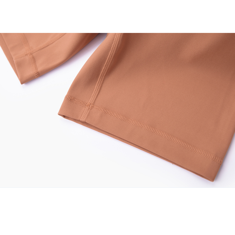 T-Line Peach Hip Solid Color Yoga Shortsはありません