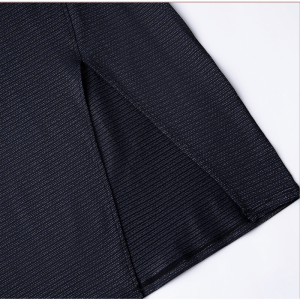 首のソリッドカラーヨガTシャツを分割します