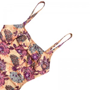 プリントされたホルターバックがくり抜かれた子供たちの水着