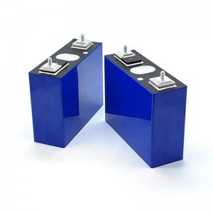 SVOLT 1​​06AH LFPバッテリー3.2V 100AH LifePO4プリズムバッテリーセル充電式リチウム鉄リン酸バッテリー12V 24V 48V太陽エネルギー貯蔵バッテリーパック