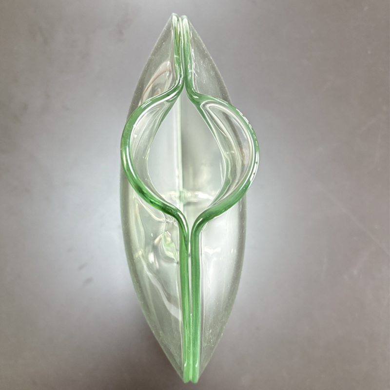 Zhongtaiステンレス鋼の魚の口の形状丸い丸い-花の配置のための23cmの金属ベースを備えた透明花瓶