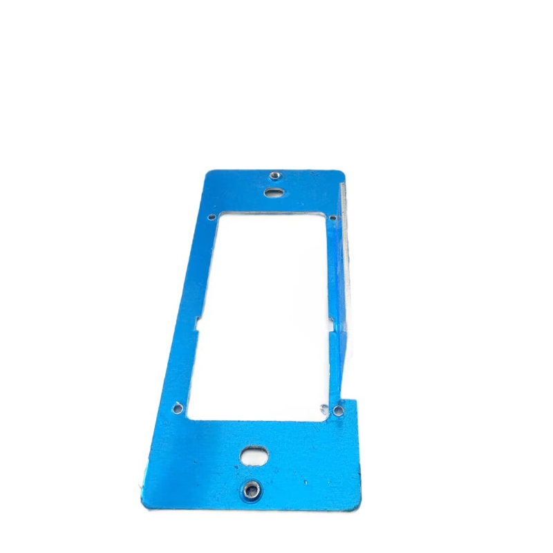 電子機器用金属ブラケット